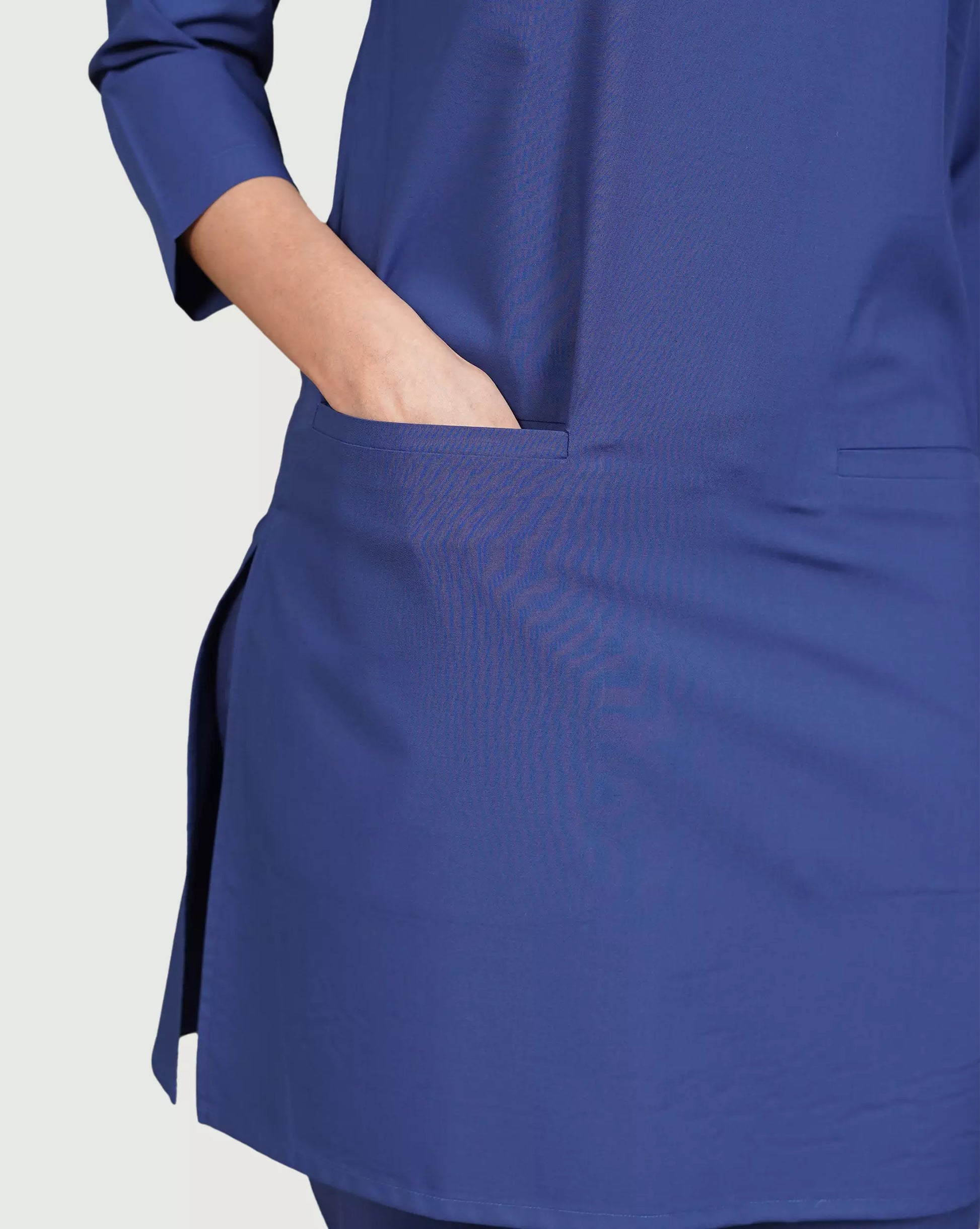 Long length scrub medical uniforms professional appearance healthcare workers