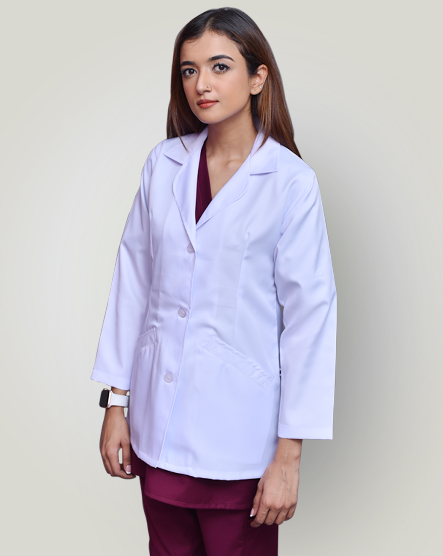 lady wear lab coat